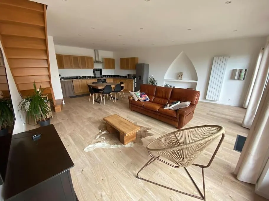 Villa Pelanghi, Maison Atypique En Drome Des Collines Moras-en-Valloire 0*,  France